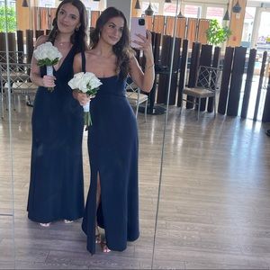 AMSALE navy blue gown